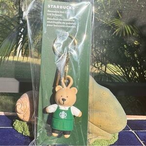 NWT Starbucks Green Apron Bearista Bear Reusable Hot Cup Lid Stopper Keychain